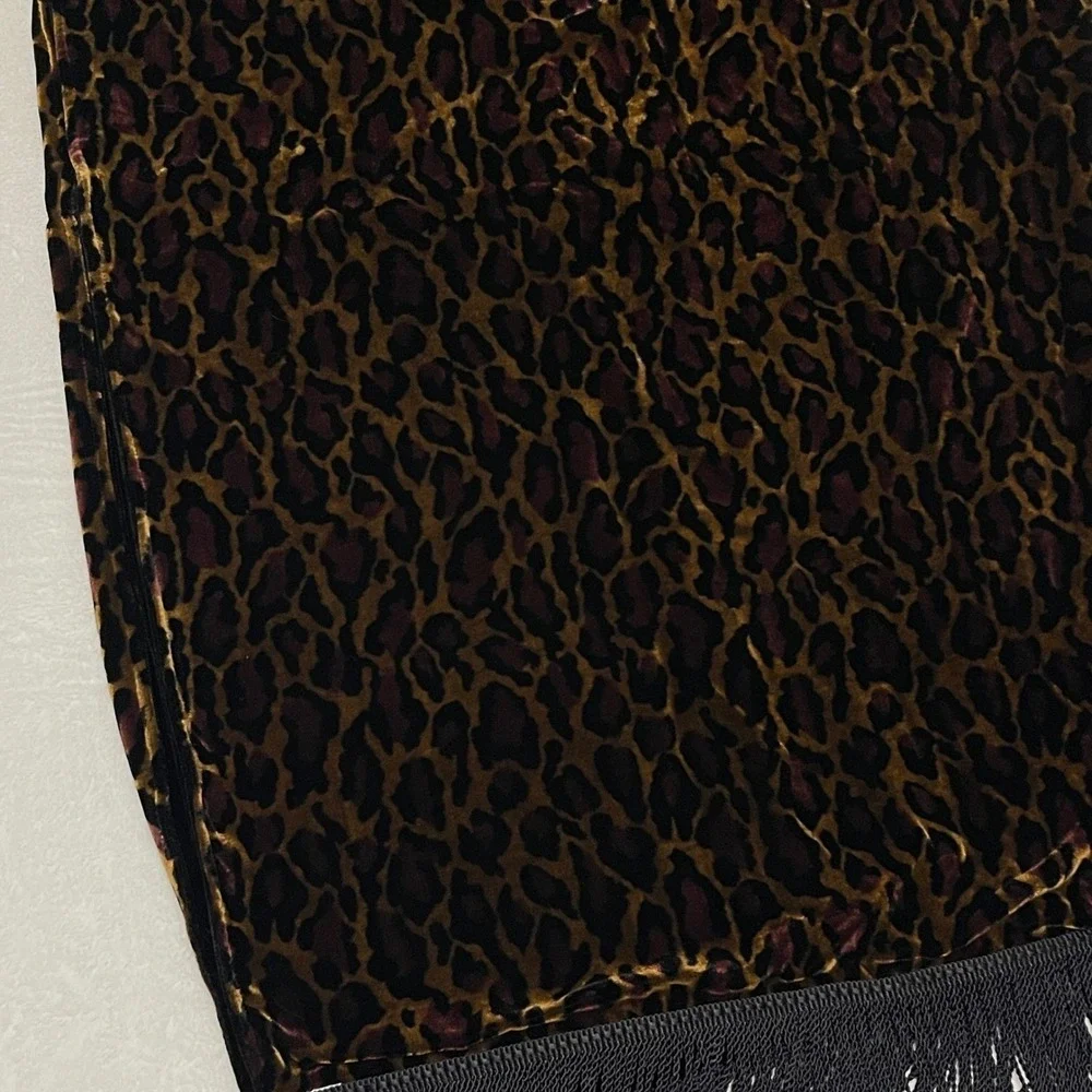 Chic Leopard Print Velvet Shawl Scarf with Tassel Fringe Evening Wrap Reversible